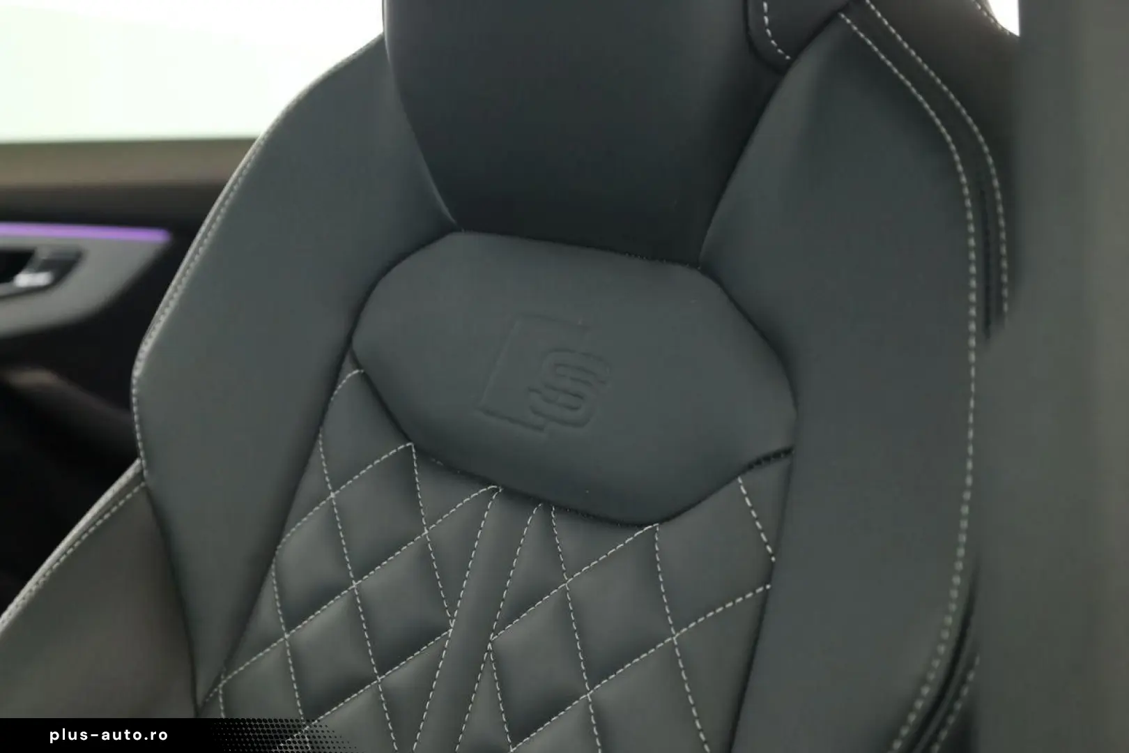 AUDI Q8 50 TDI Facelift S line_Matrix_Panoramic_ACC