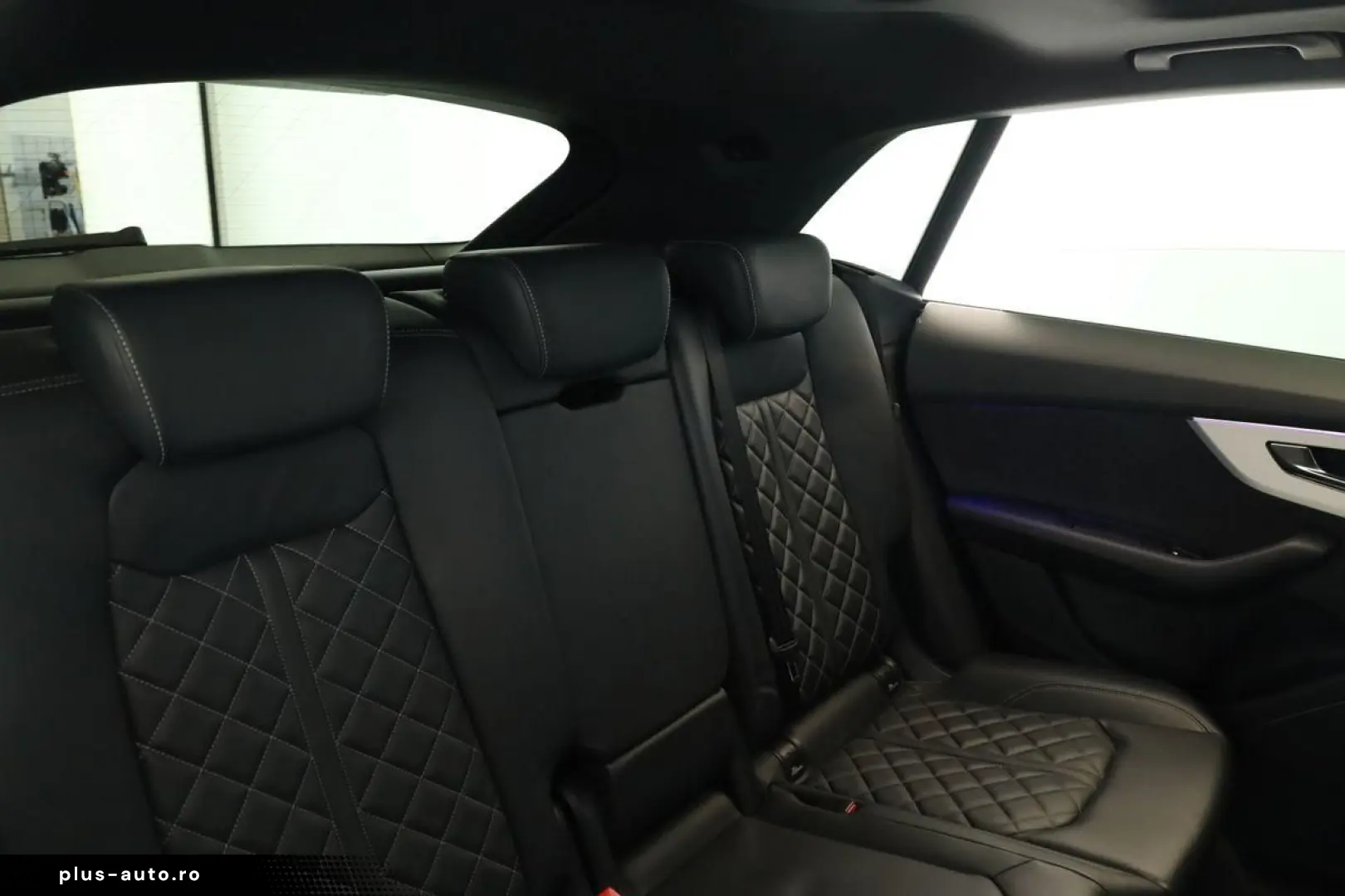 AUDI Q8 50 TDI Facelift S line_Matrix_Panoramic_ACC