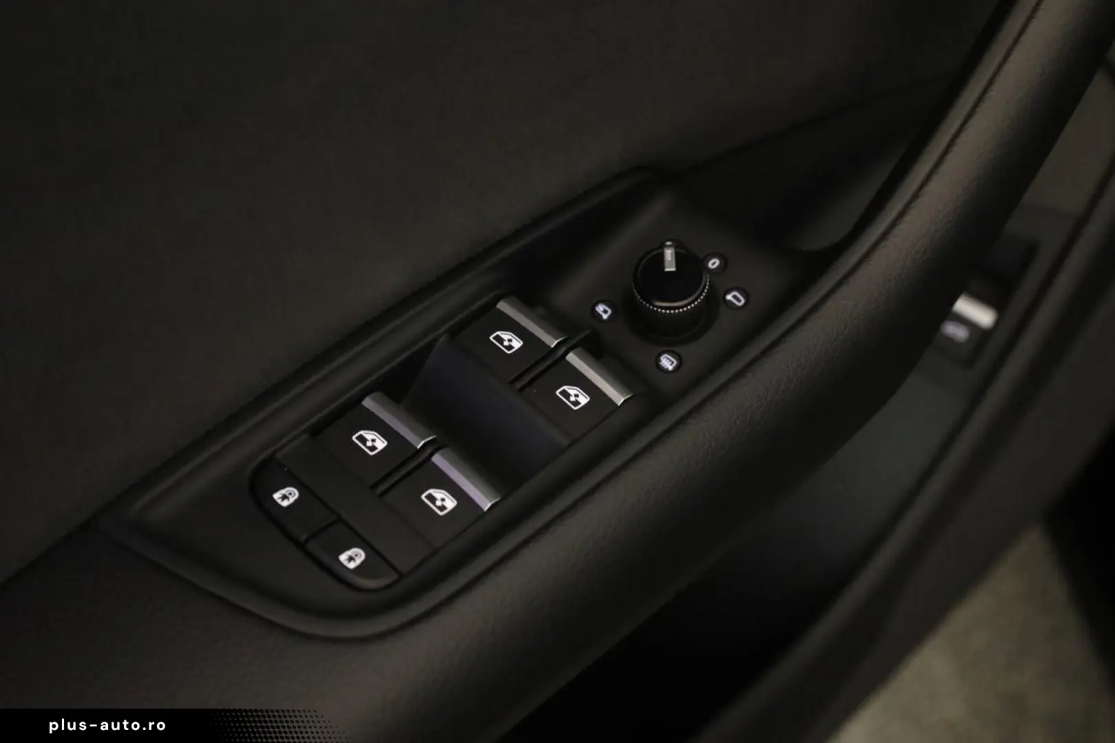 AUDI Q8 50 TDI Facelift S line_Matrix_Panoramic_ACC