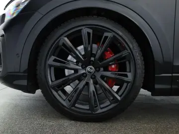AUDI SQ8 TFSI Facelift_Matrix_Panoramic_B&O_ACC