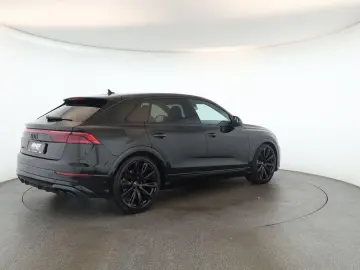 AUDI SQ8 TFSI Facelift_Matrix_Panoramic_B&O_ACC