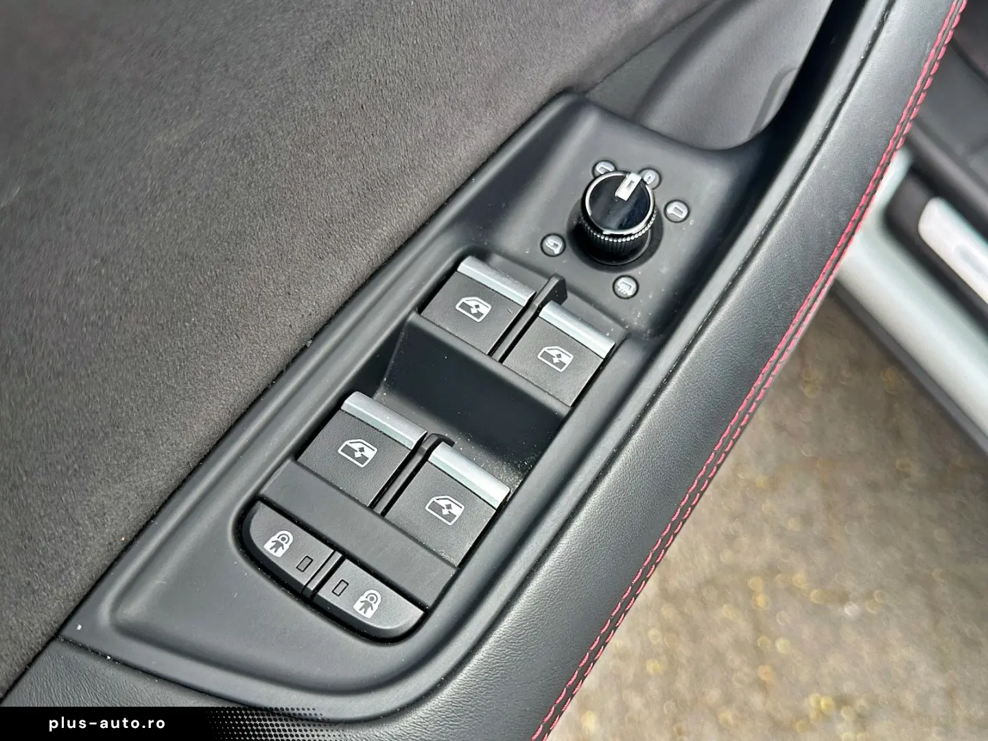AUDI SQ8 TFSI Quattro_Panoramic_B&O_HUD