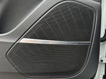 AUDI SQ8 TFSI Quattro_Panoramic_B&O_HUD