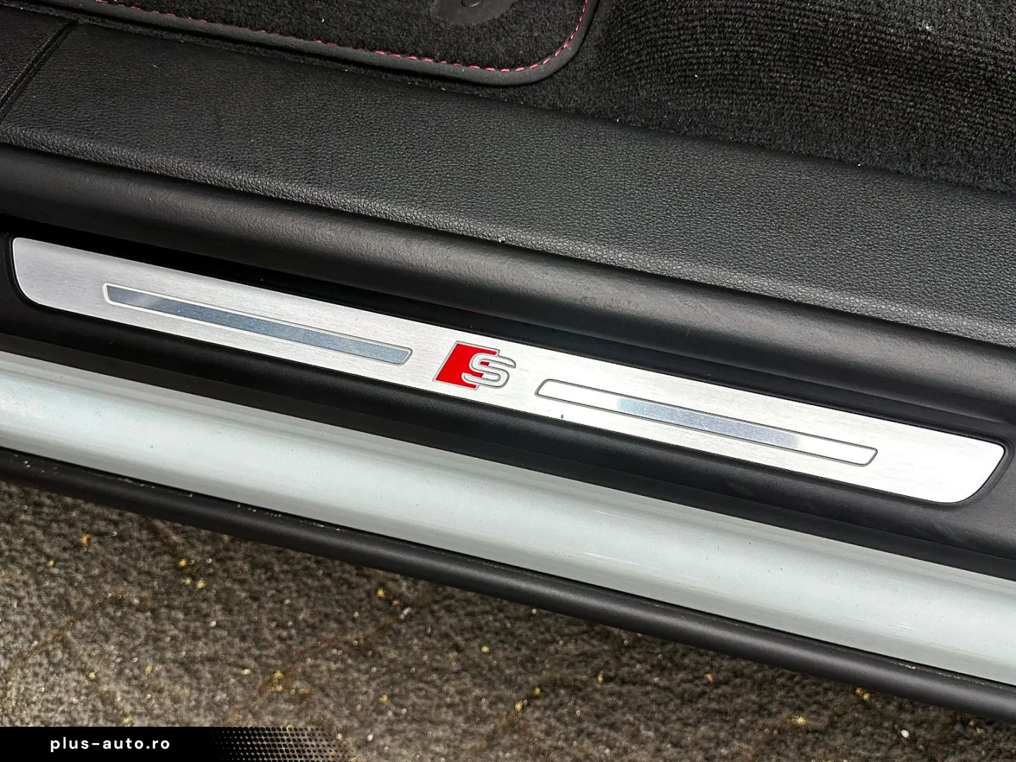 AUDI SQ8 TFSI Quattro_Panoramic_B&O_HUD