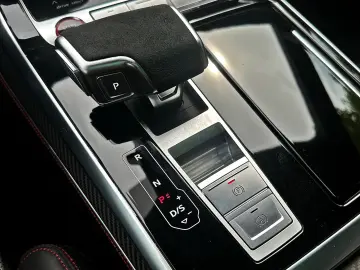 AUDI SQ8 TFSI Quattro_Panoramic_B&O_HUD