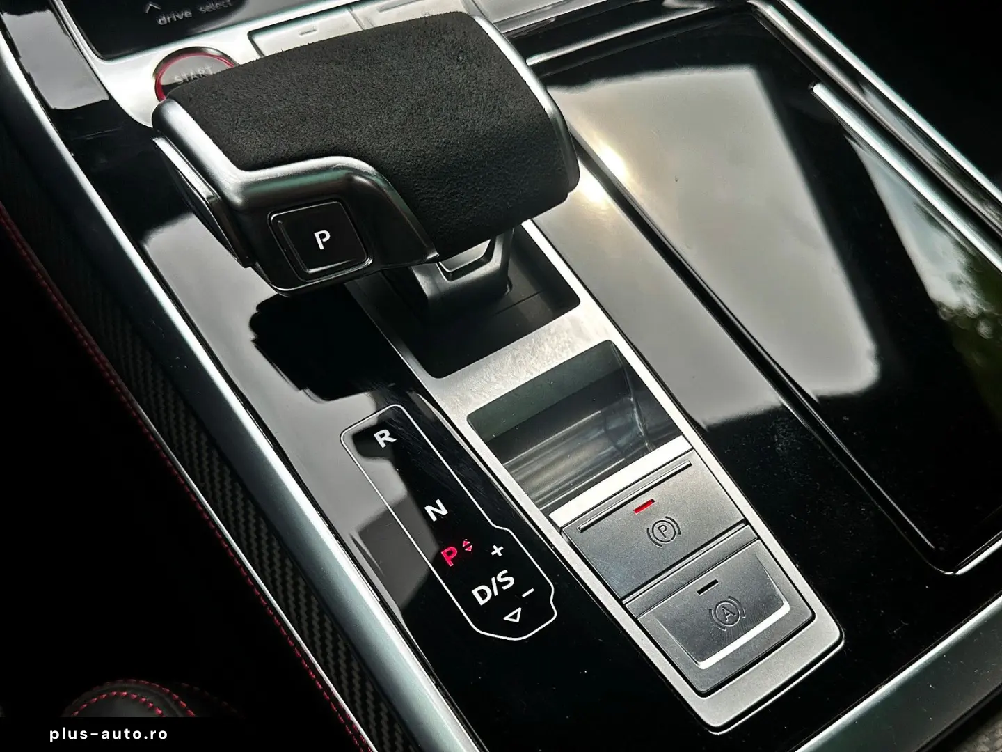 AUDI SQ8 TFSI Quattro_Panoramic_B&O_HUD