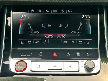 AUDI SQ8 TFSI Quattro_Panoramic_B&O_HUD
