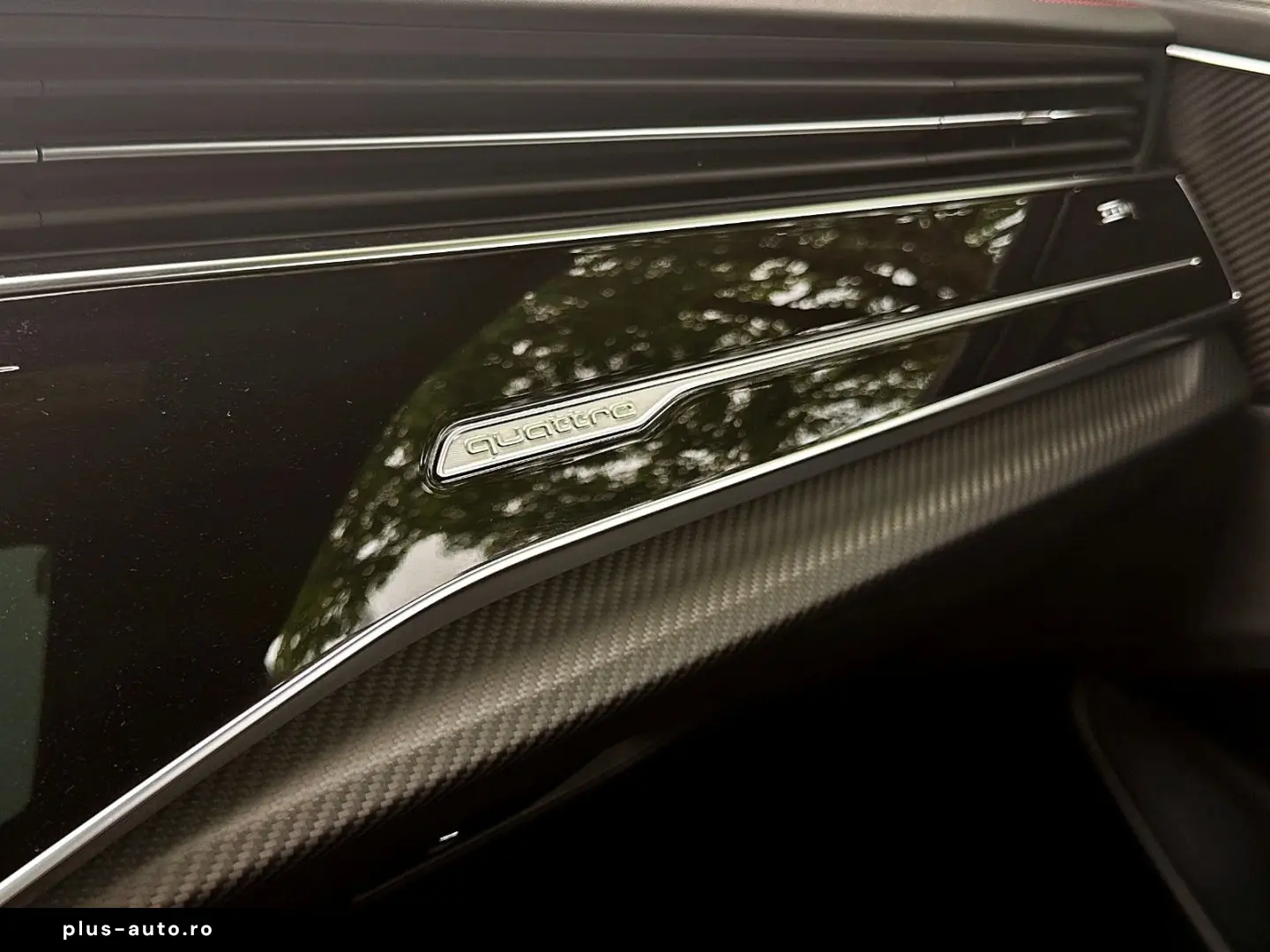 AUDI SQ8 TFSI Quattro_Panoramic_B&O_HUD