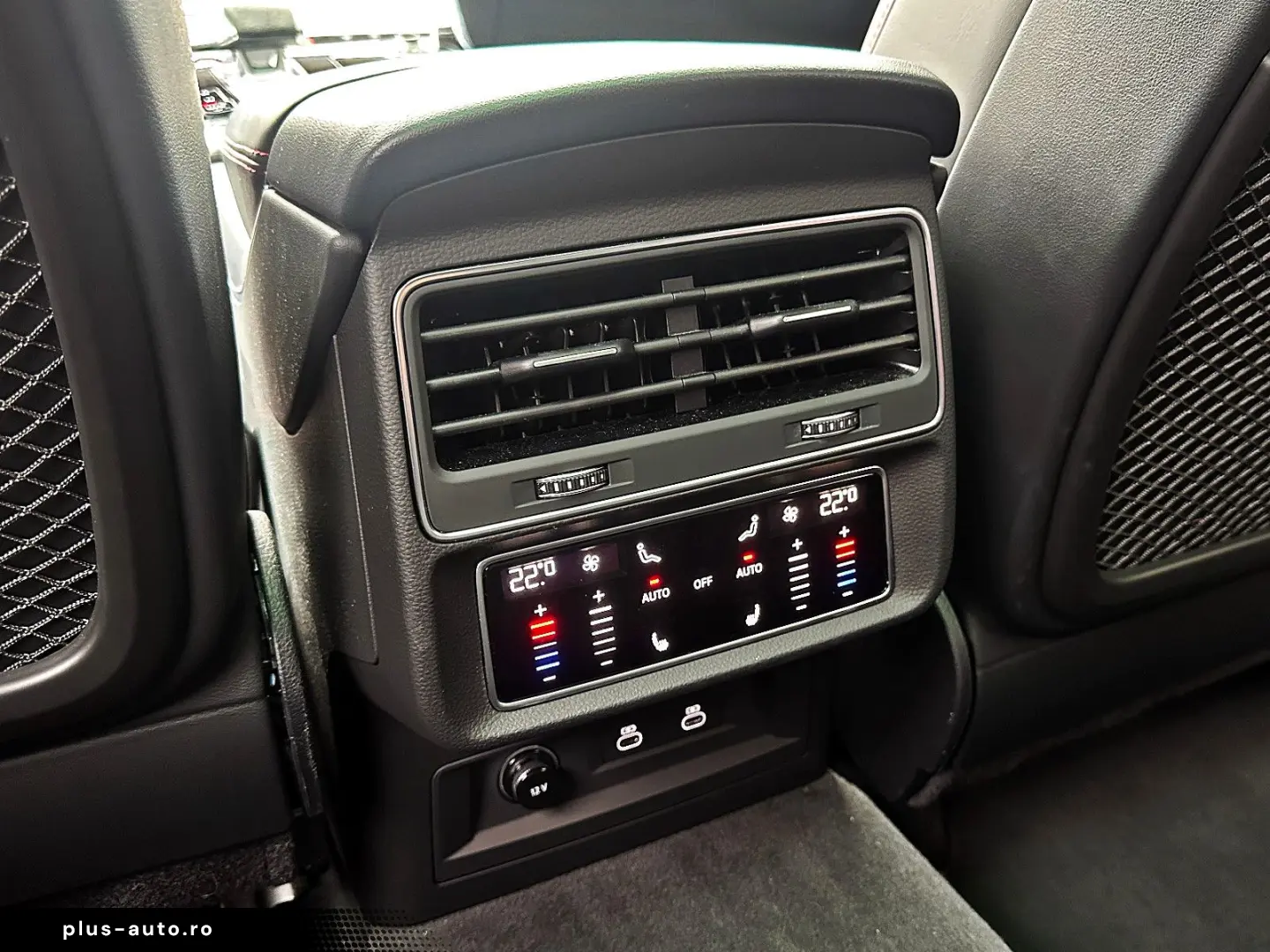 AUDI SQ8 TFSI Quattro_Panoramic_B&O_HUD