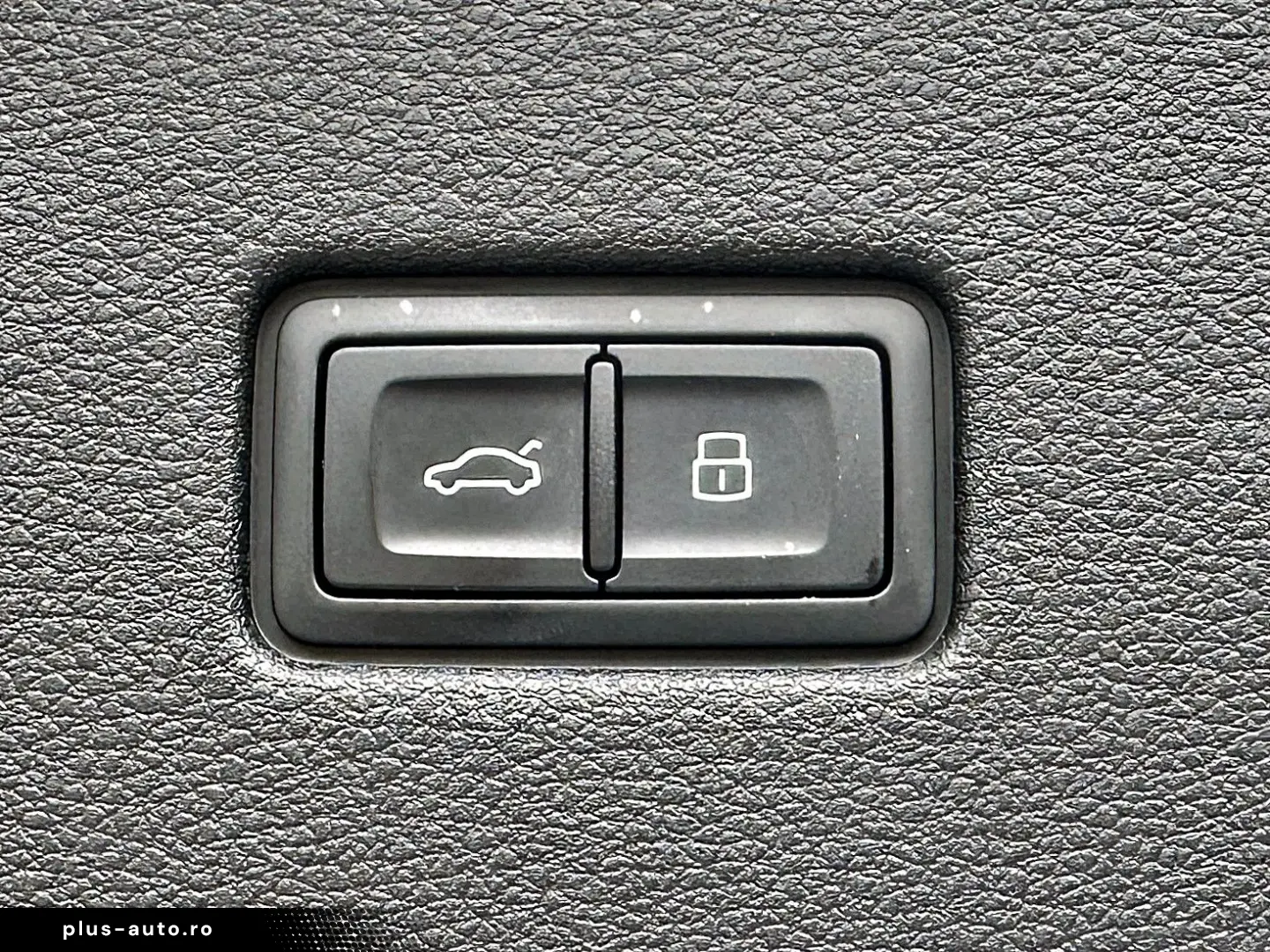 AUDI SQ8 TFSI Quattro_Panoramic_B&O_HUD