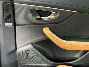 ✨ Audi RS Q8 Performance ✨