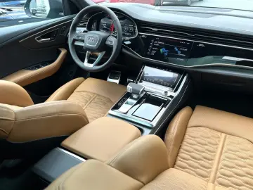 ✨ Audi RS Q8 Performance ✨