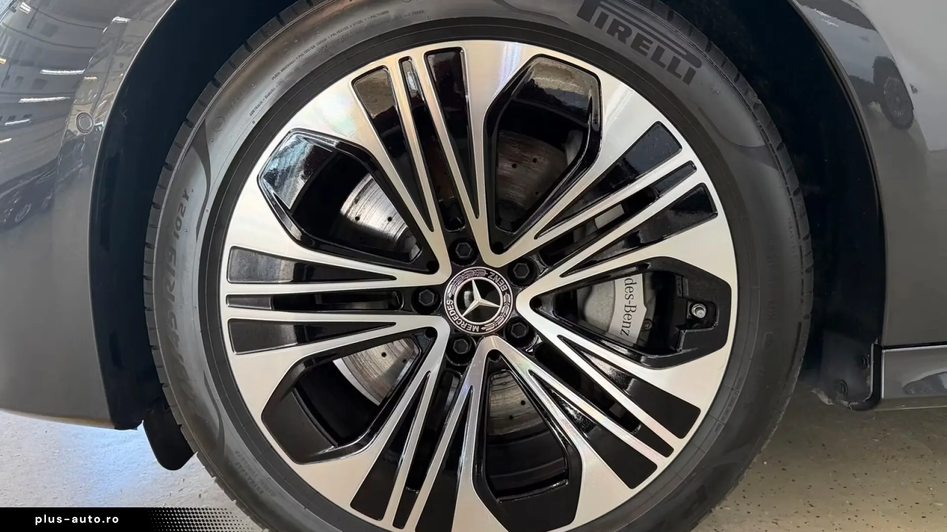 Mercedes-Benz E 300 e 4MATIC Avantgarde
