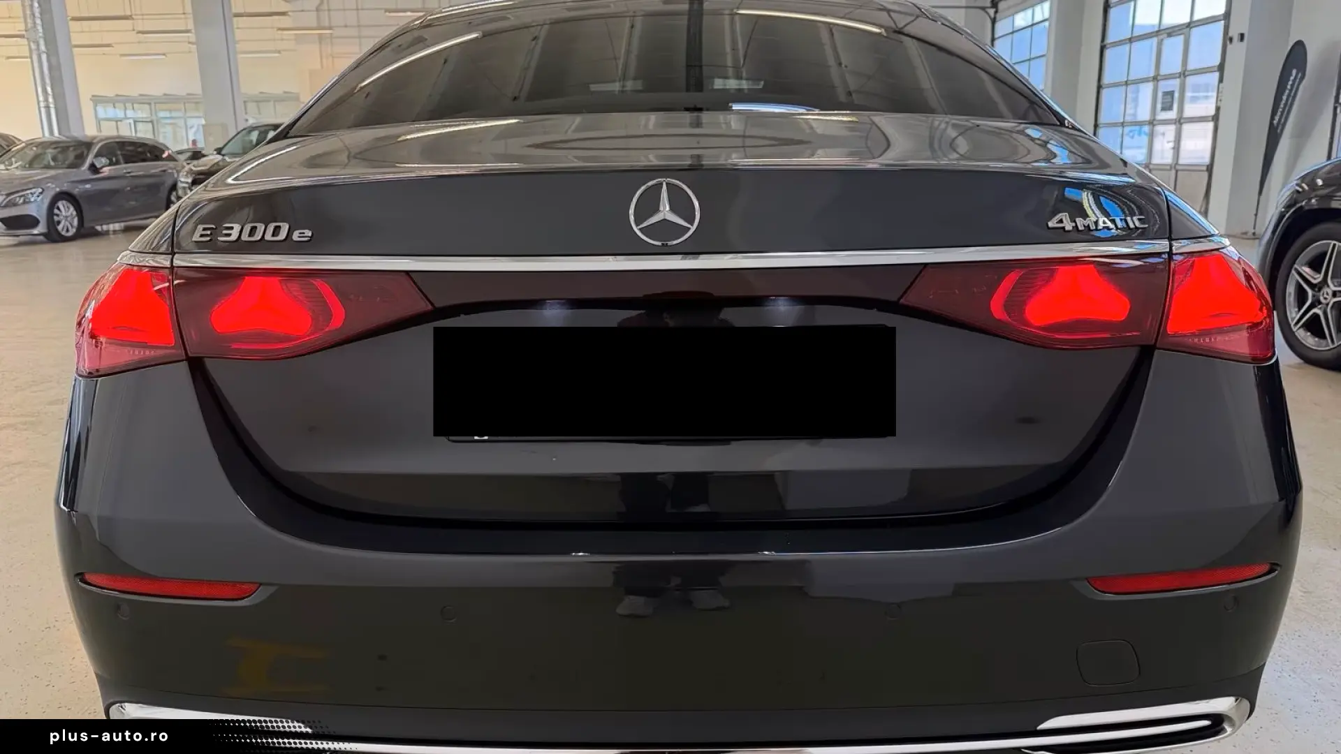Mercedes-Benz E 300 e 4MATIC Avantgarde