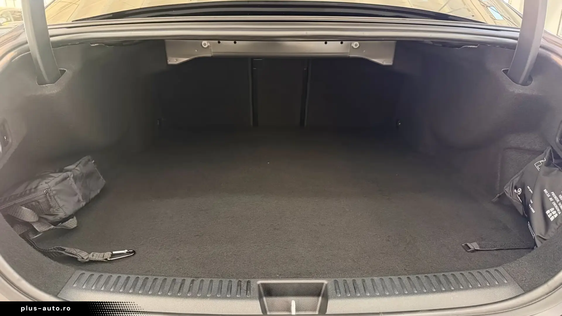 Mercedes-Benz E 300 e 4MATIC Avantgarde