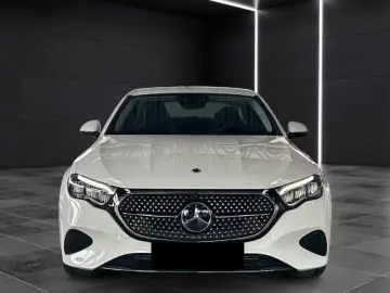 Mercedes-Benz E 300 e Avantgarde