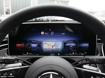 Mercedes-Benz E 300 e Avantgarde
