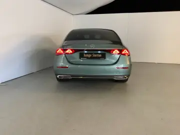 Mercedes-Benz E 300 e Avantgarde Plug-in Hybrid