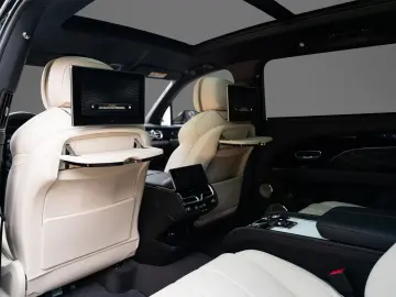 BENTLEY Bentayga_V8_Mulliner