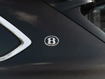 BENTLEY Bentayga_V8_Mulliner
