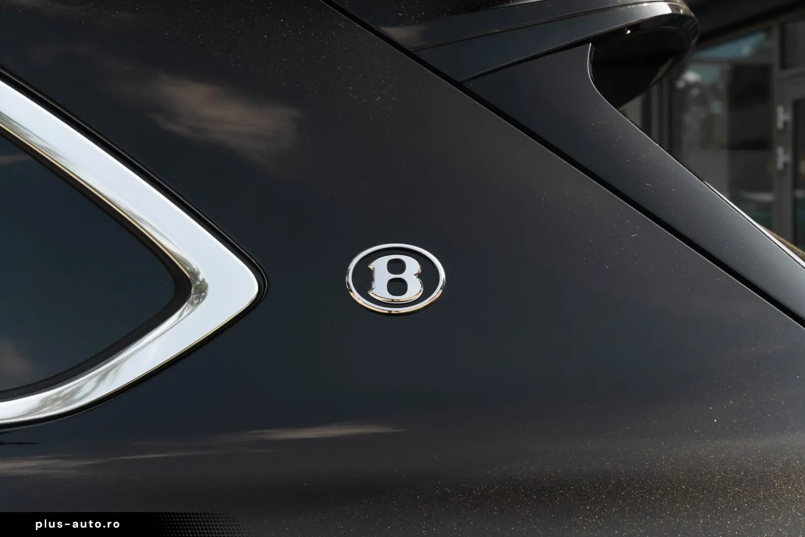BENTLEY Bentayga_V8_Mulliner
