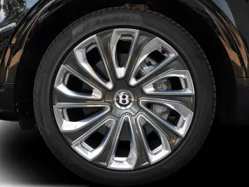 BENTLEY Bentayga_V8_Mulliner
