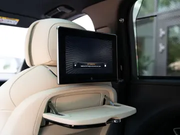 BENTLEY Bentayga_V8_Mulliner