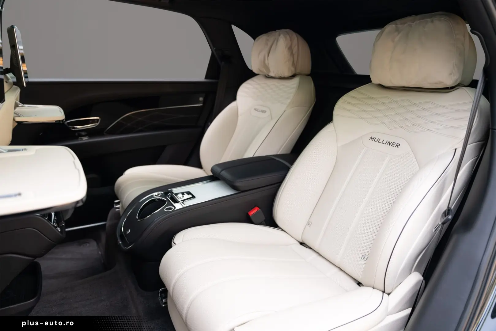 BENTLEY Bentayga_V8_Mulliner