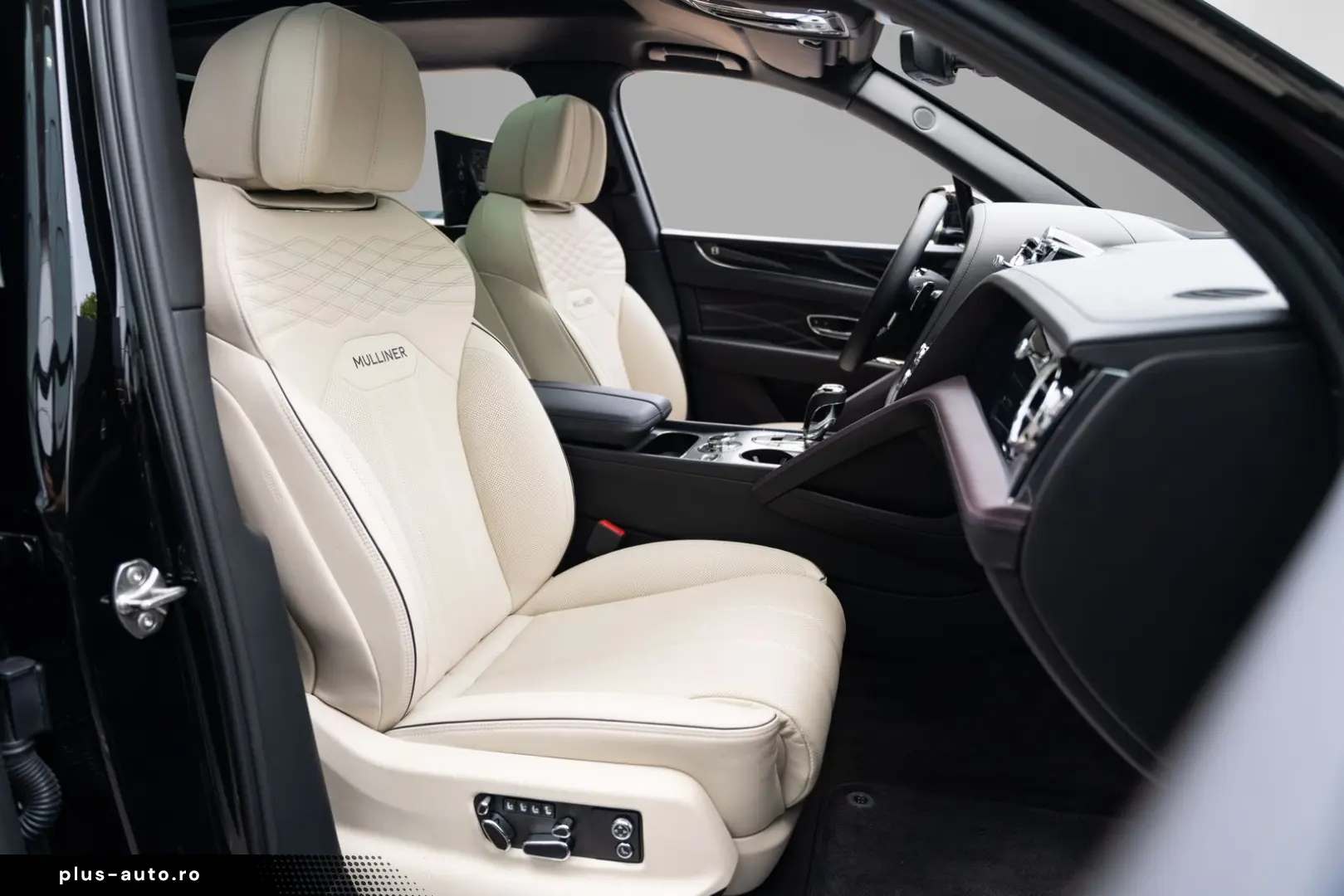 BENTLEY Bentayga_V8_Mulliner