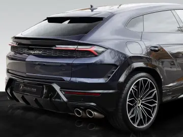 LAMBORGHINI Urus SE _Akrapovic_PPF