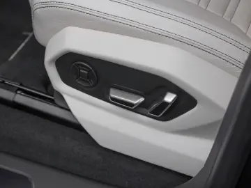 LAMBORGHINI Urus SE _Akrapovic_PPF