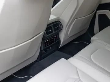LAMBORGHINI Urus SE _Akrapovic_PPF