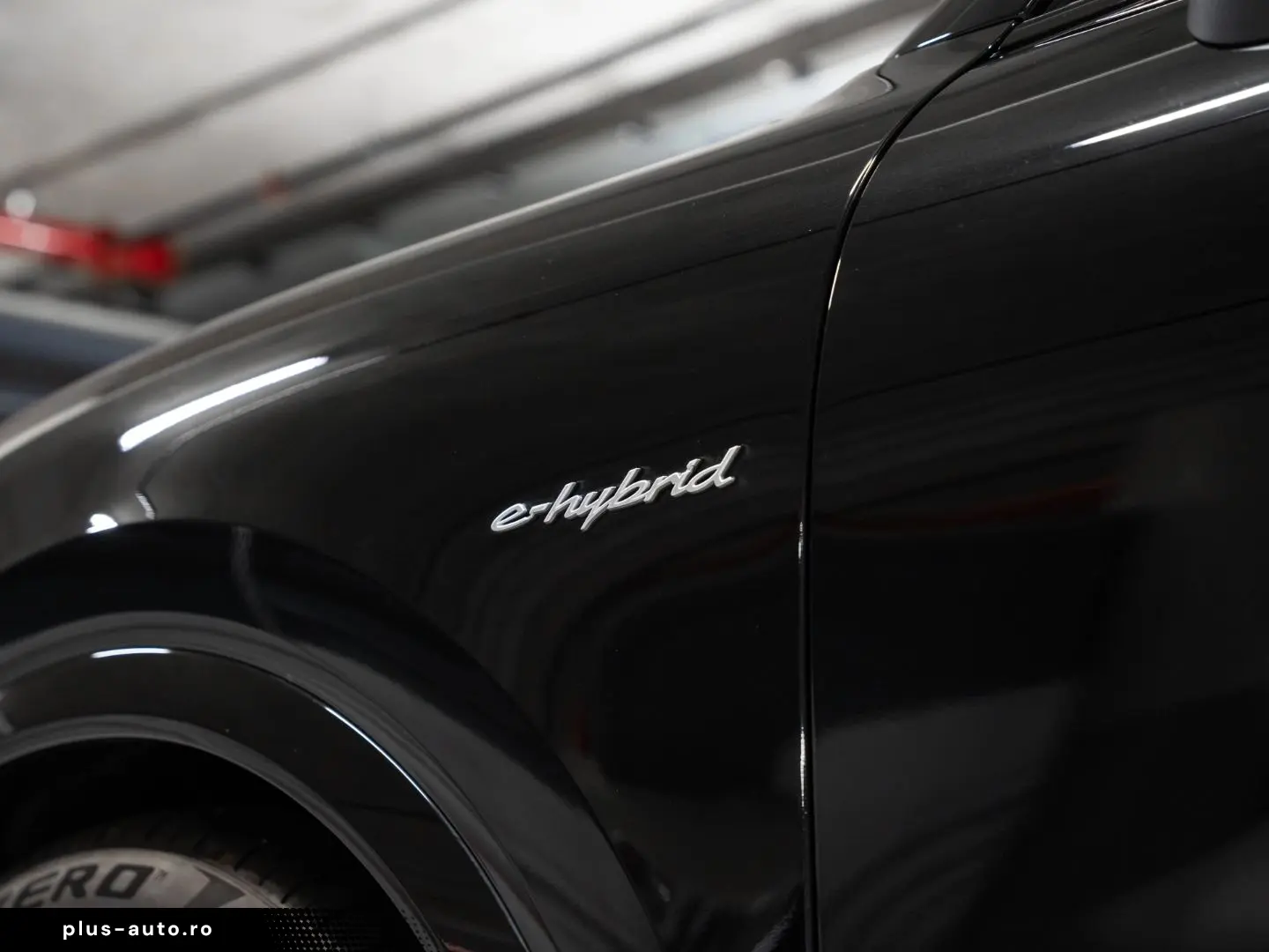 PORSCHE Cayenne E-Hybrid Coupe_HeadUp_BOSE