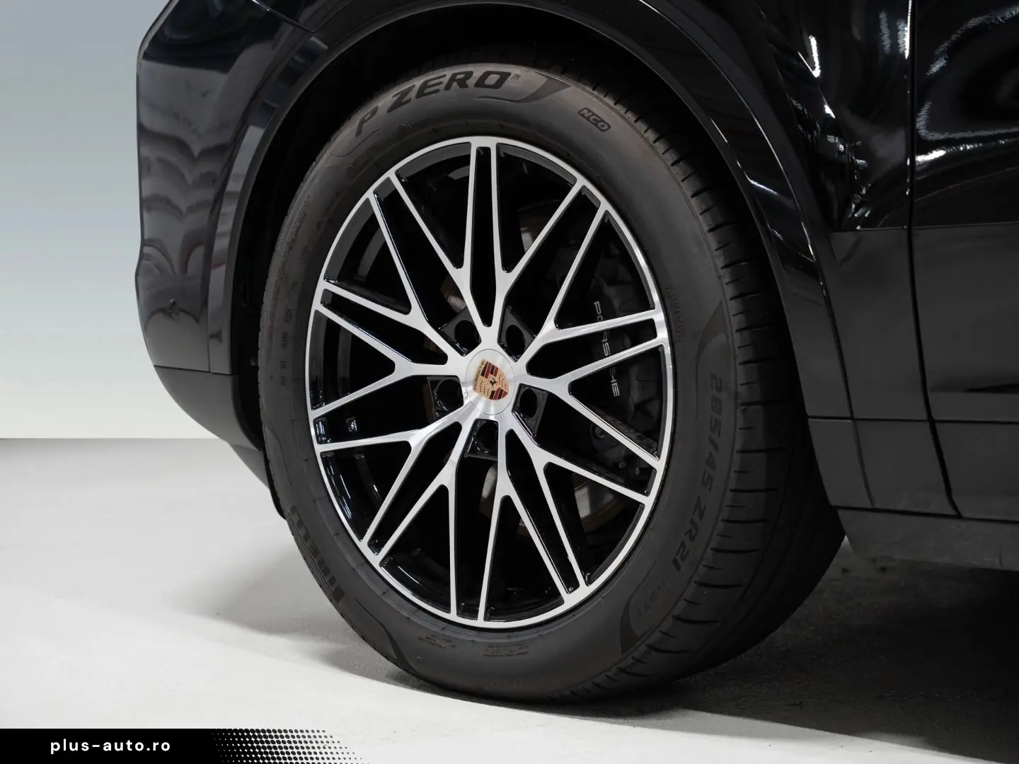 PORSCHE Cayenne E-Hybrid Coupe_HeadUp_BOSE