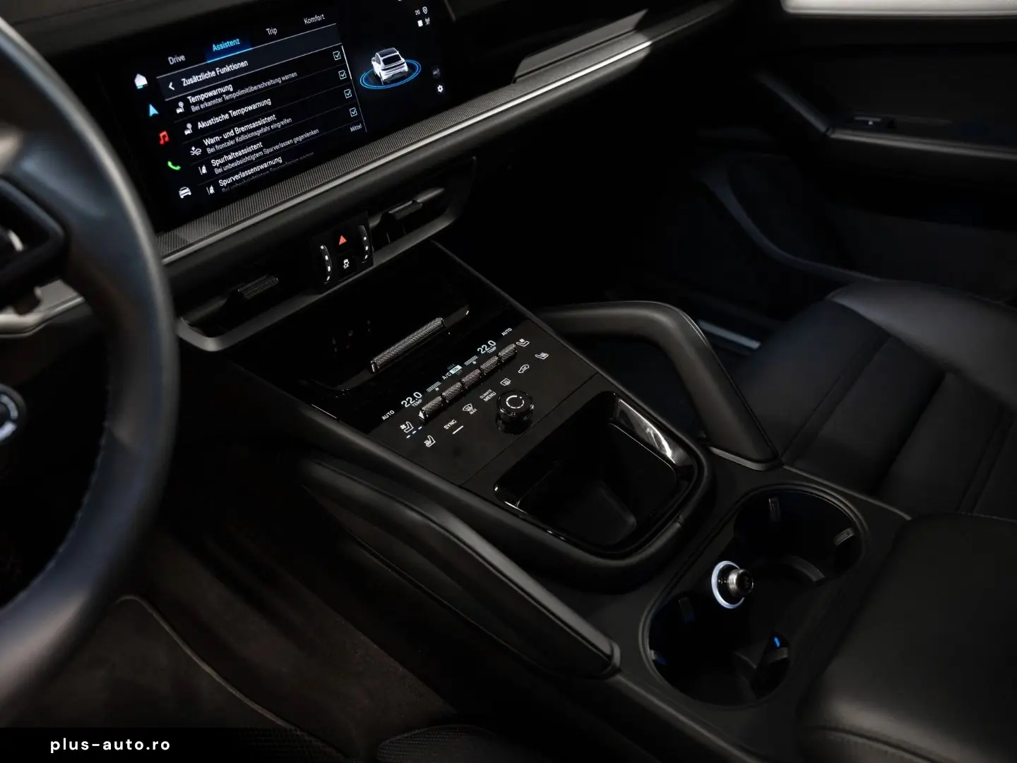 PORSCHE Cayenne E-Hybrid Coupe_HeadUp_BOSE