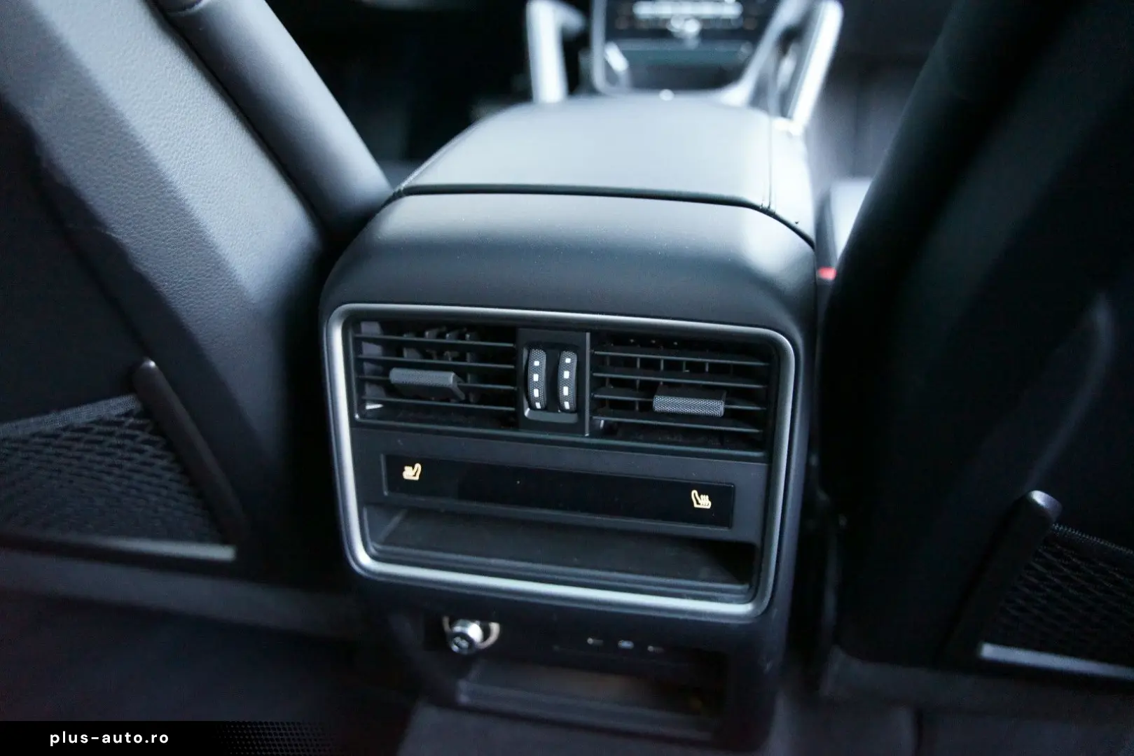 PORSCHE Cayenne E-Hybri_HD-MATRIX_ACC