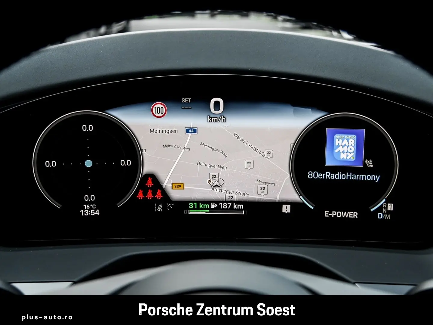 PORSCHE Panamera 4 E-Hybrid_Panoramic_BOSE