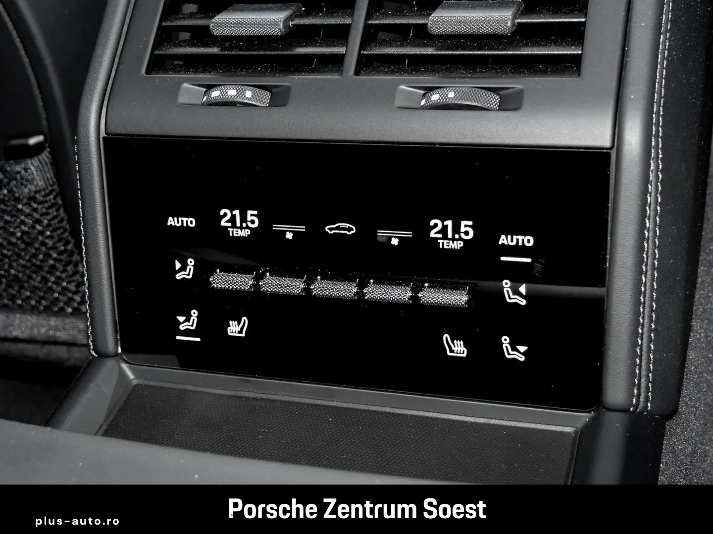 PORSCHE Panamera 4 E-Hybrid_Panoramic_BOSE
