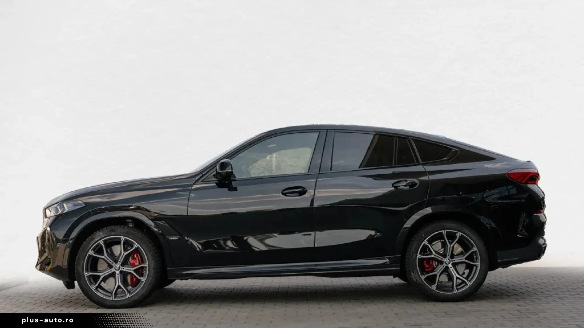 BMW X6 M60i xDrive 530 CP