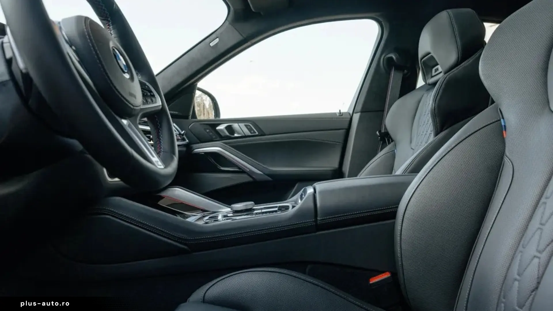 BMW X6 M60i xDrive 530 CP