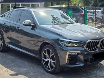 BMW X6 M50i xDrive   V8 530 CP