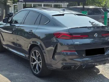 BMW X6 M50i xDrive   V8 530 CP