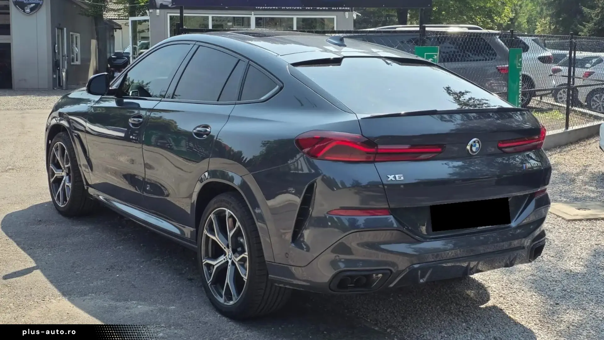 BMW X6 M50i xDrive   V8 530 CP