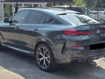 BMW X6 M50i xDrive   V8 530 CP