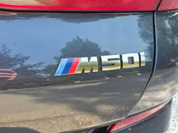 BMW X6 M50i xDrive   V8 530 CP