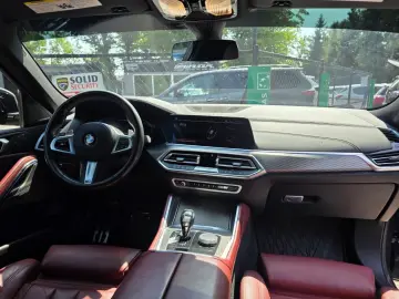 BMW X6 M50i xDrive   V8 530 CP