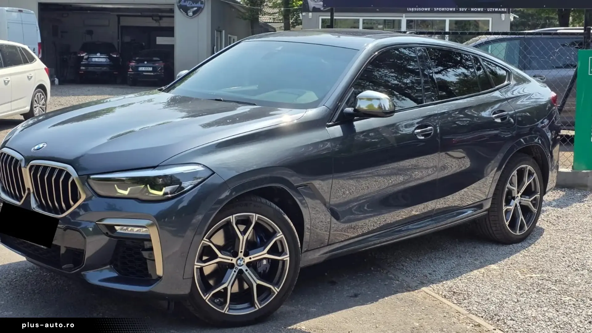 BMW X6 M50i xDrive   V8 530 CP