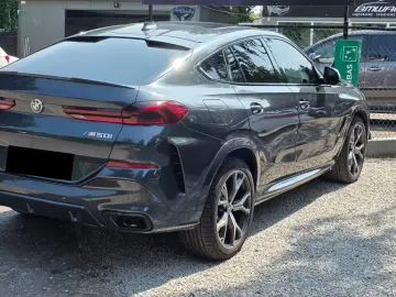 BMW X6 M50i xDrive   V8 530 CP