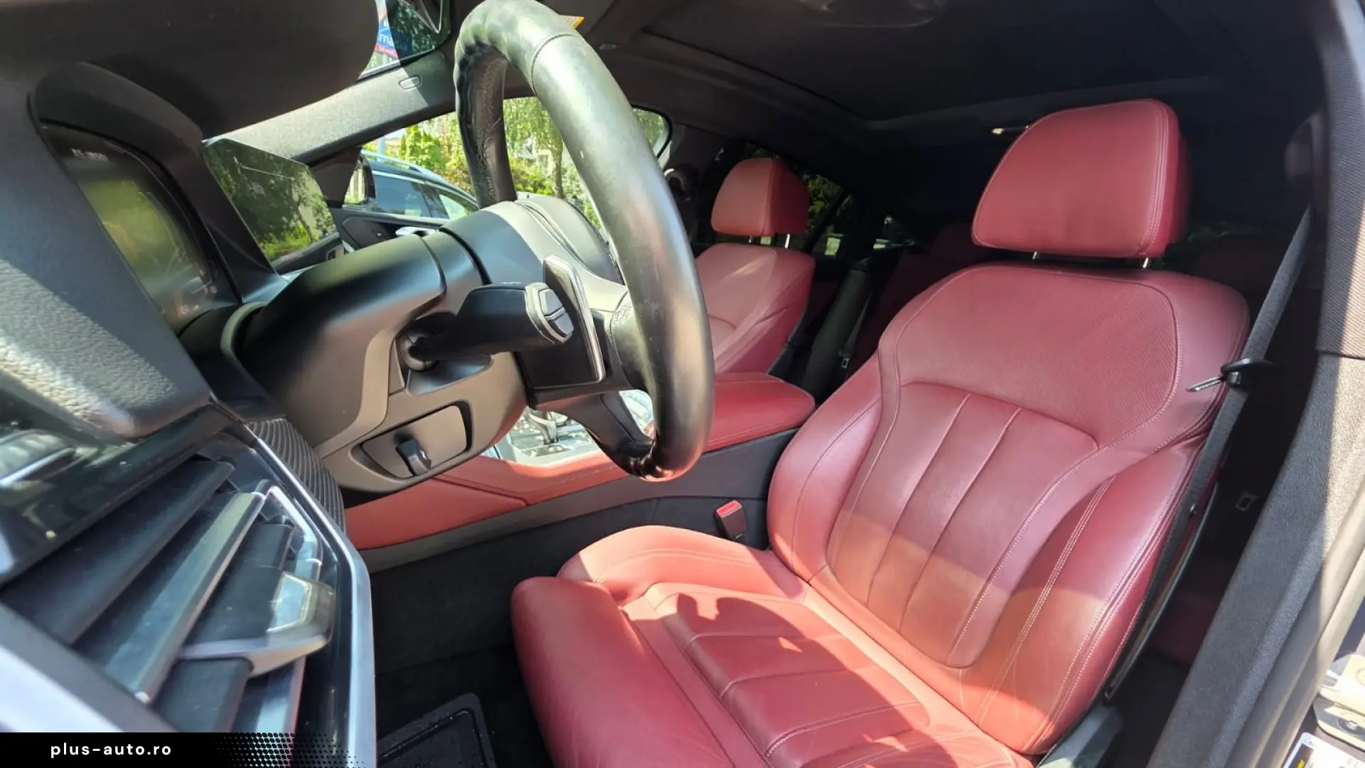BMW X6 M50i xDrive   V8 530 CP