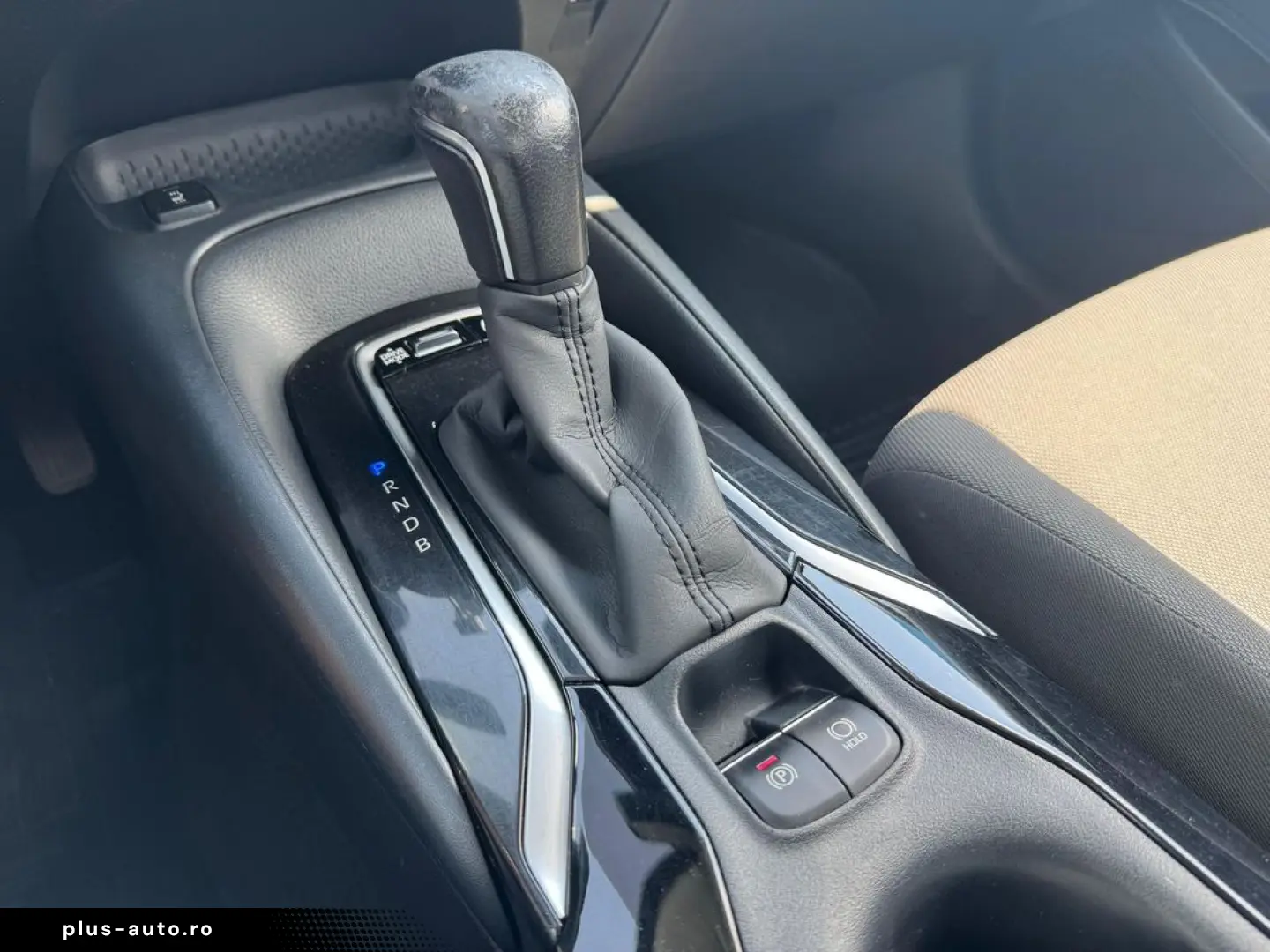 TOYOTA COROLLA 1.8 Hybrid Dynamic HSD E-CVT